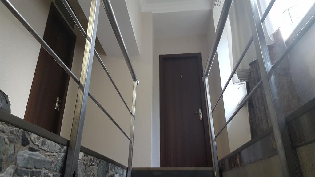 Nino'S Hotel On Tsamebuli Tiflis Dış mekan fotoğraf