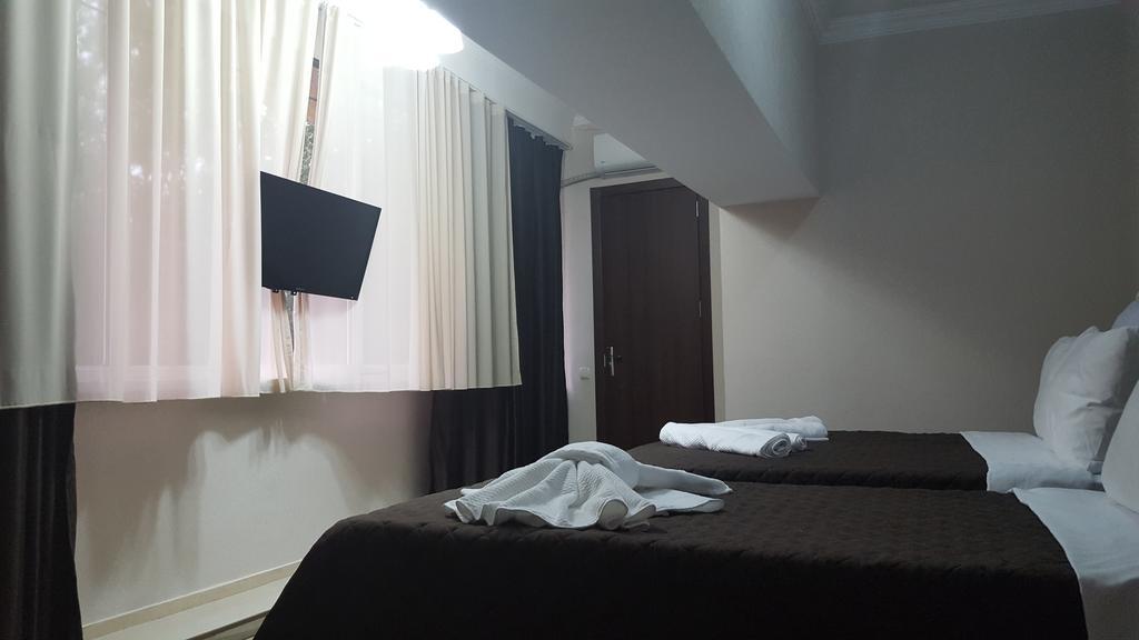 Nino'S Hotel On Tsamebuli Tiflis Dış mekan fotoğraf