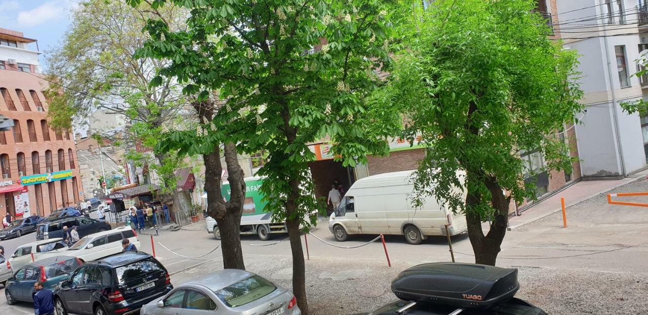 Nino'S Hotel On Tsamebuli Tiflis Dış mekan fotoğraf